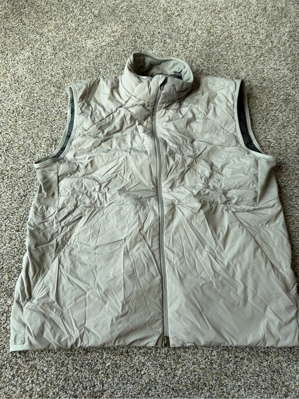 Lululemon Down For It All Vest Men's XXL Gray PrimaLoft Insulated